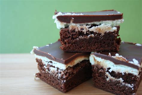 Kitchen Karate - a food blog with kick: Irish Chocolate Mint Dessert