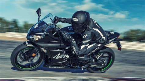 Black Kawasaki Ninja Wallpapers - Top Free Black Kawasaki Ninja Backgrounds - WallpaperAccess