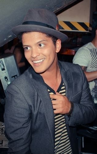 Bruno Mars In High School - Bruno Mars Photo (30475781) - Fanpop