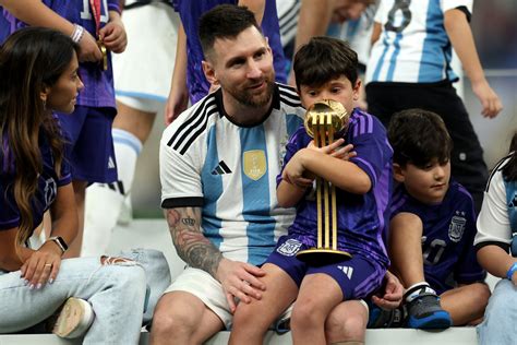 Lionel Messi's Family Celebrate His World Cup Win | POPSUGAR Celebrity