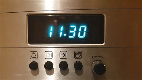 siemens built in oven clock setting