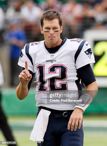 Tom Brady Jets Photos and Premium High Res Pictures - Getty Images