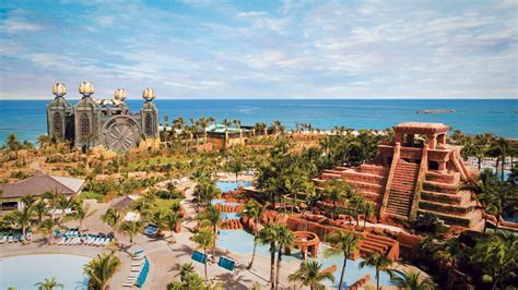 Atlantis Dolphin Cay Swim in Wonder and Aquaventure | Disney Cruise Line