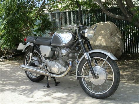 1965 Honda 305 Super Hawk for sale: photos, technical specifications, description