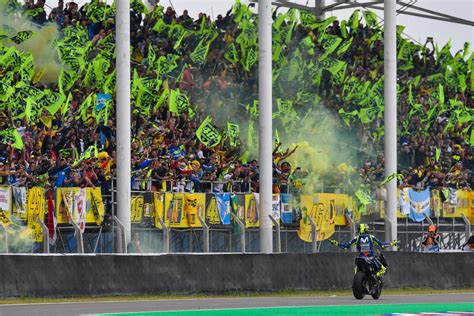 Valentino Rossi Retirement: Reflections on an Inspirational 25 year ...