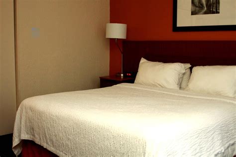 Hotels near Fairmont State University, WV | Fairfield Inn & Suites Fairmont