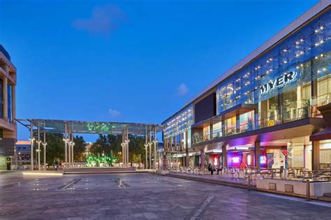 Forrest Chase Perth Shopping Mall, Australia - e-architect