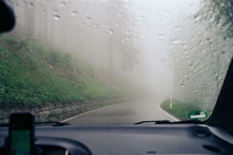 Driving in fog – free photo on Barnimages | Free photos, Photo, Free stock photos