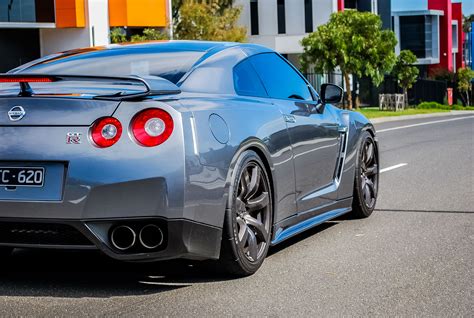 2009 Nissan GT-R Premium R35 Auto - Find Me Cars