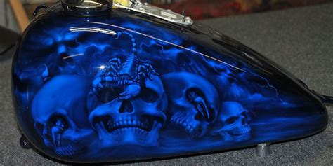 Custom paint job | Airbrush skull, Custom motorcycle paint jobs, Motorcycle painting