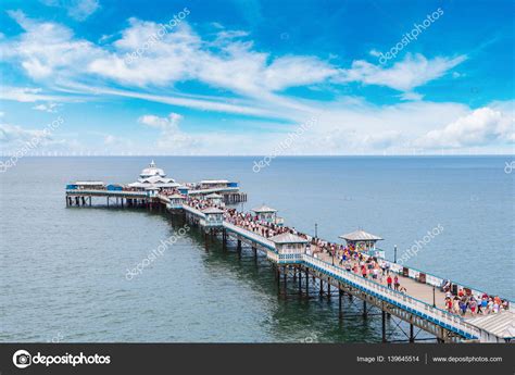 Llandudno Pier in Wales — Stock Photo © bloodua #139645514