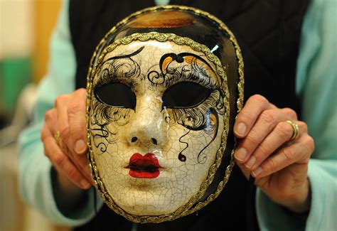 The Art of Venetian Masks for the Carnival of Venice | Craftsmanship Magazine