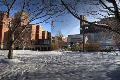 UPMC Shadyside Hospital | Ronald Woan | Flickr