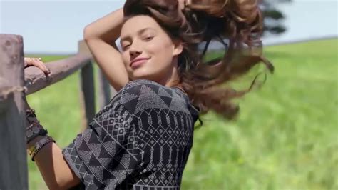 Herbal Essences Bio:Renew Shampoo "Feel Alive" Commercial (2017) - YouTube