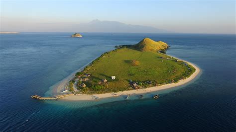 Best 5 Tourist Attractions in Sumbawa | Authentic Indonesia Blog