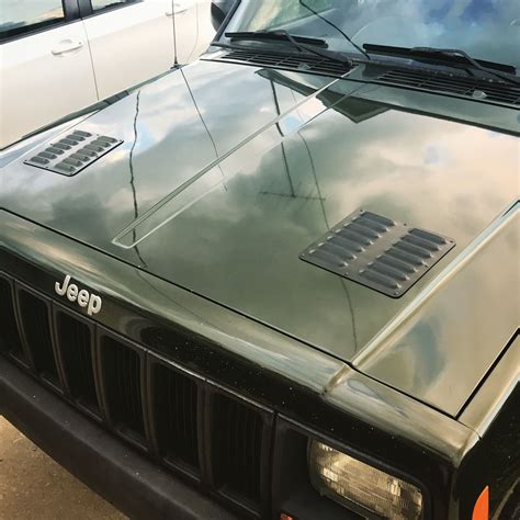 Project CheroKeeper: fender trimming & hood vents | Dan·nix