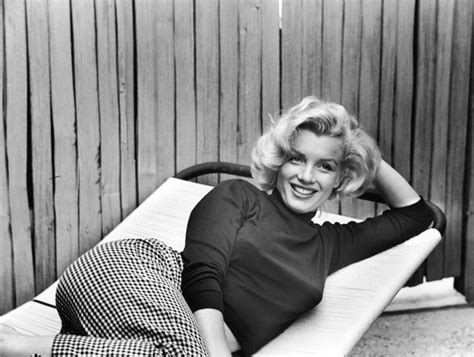 10 Famous Photographers and 10 Black and White Photos of Marilyn Monroe ...