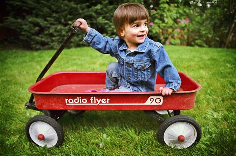 radio flyer 90 | If this wagon looks "old school", it is. It… | Flickr