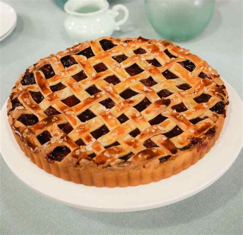 Cherry pie – limburgse vlaai | BBC Studios Latest Recipe, Cherry Pie, Apple Pie, Baking Recipes ...