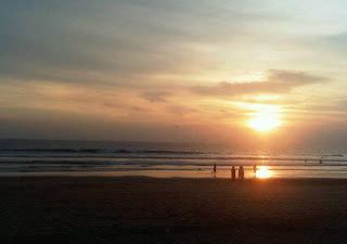 Visit Fascinating Seminyak Beach Bali | World Tourist Attractions | Manythingstodoin.com