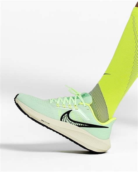 Nike Pegasus 39 Women's Road Running Shoes. Nike MY