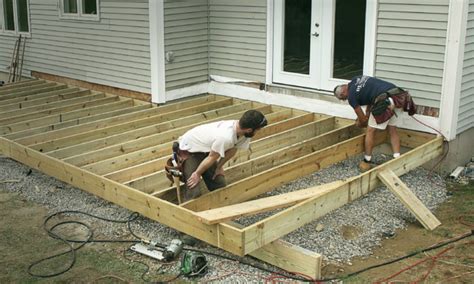 Top 5 Deck-Building Tips - Fine Homebuilding