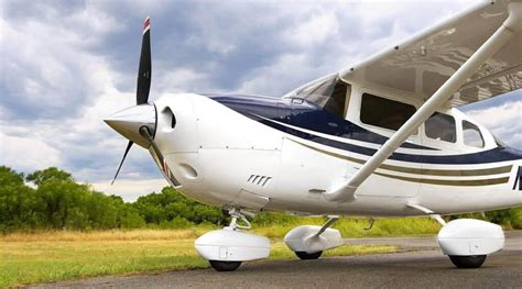 Cessna 206 Guide and Specs : Is It High Performance? - Aviator Insider