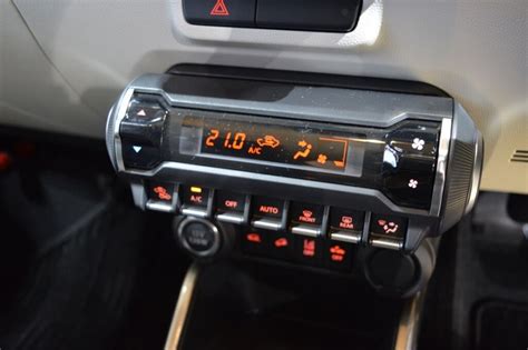 Suzuki Ignis Interior (1) - PakWheels Blog