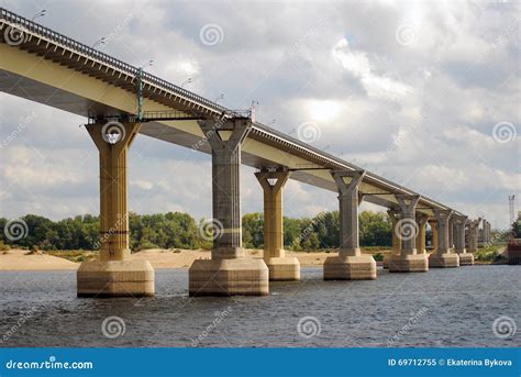 Famous Dancing Bridge Over the Volga River, Volgograd Stock Image - Image of finished, cruise ...