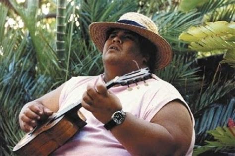 10 Famous Ukulele Players You Should Know - Great Ukulelists - CMUSE