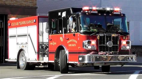 Middletown, CT Fire Department Engine 1 Responding - YouTube