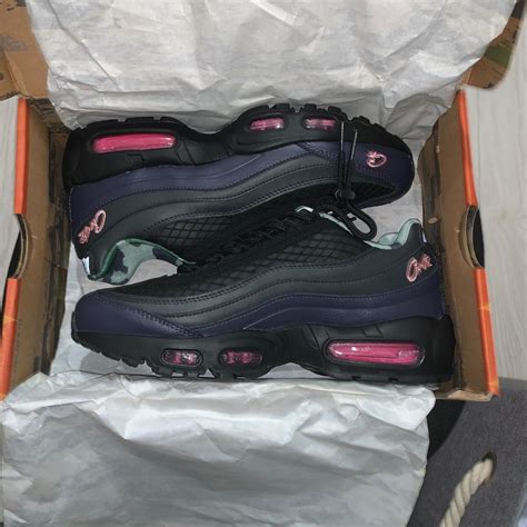 Corteiz 95s in "Pink Tingz" colourway. Purchased in... - Depop