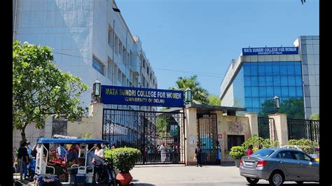 My College Tour 😃| Mata Sundri College for Women, Delhi University 🏢 ...