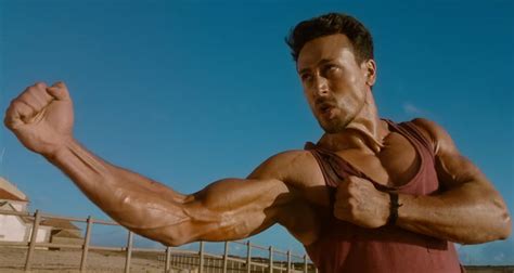 War Movie Stills: Hrithik Roshan & Tiger Shroff's Face-off in Action Thriller - Photogallery