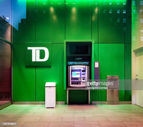 204 Td Bank Sign In Stock Photos, High-Res Pictures, and Images - Getty Images