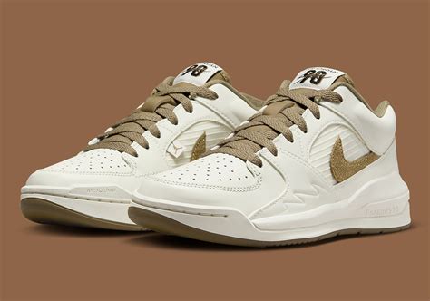 Jordan Stadium 90 "Sail/Olive" FB2269-102 | SneakerNews.com