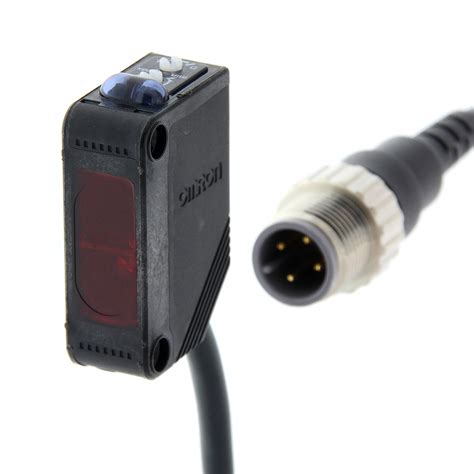 E3Z-T81-D-M1J-1 0.3M | Omron Through Beam Photoelectric Sensor, 15 m Detection Range | RS