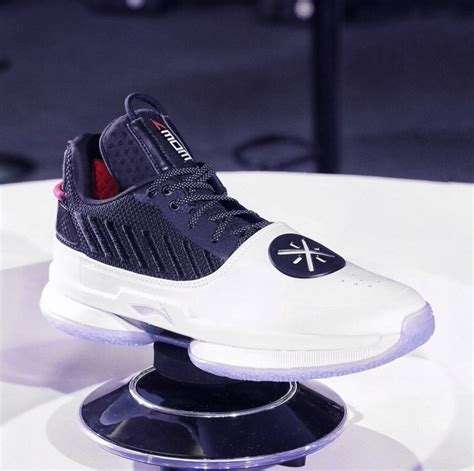 Dwyane Wade & Li Ning Announce New Signature Sneaker | Nice Kicks