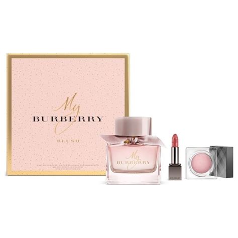 BURBERRY MY BURBERRY BLUSH 3 PCS GIFT SET FOR WOMEN - FragranceCart.com