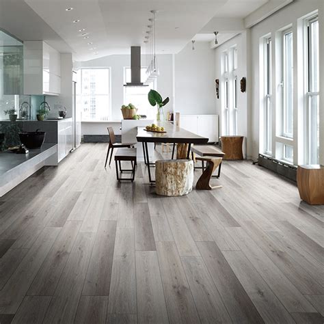 Heavy Duty Vinyl Flooring｜Madera ｜Sense 01 - Cocorosa Surfaces Co., Ltd.