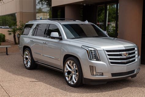 Cadillac Escalade Wheels | Custom Rim and Tire Packages