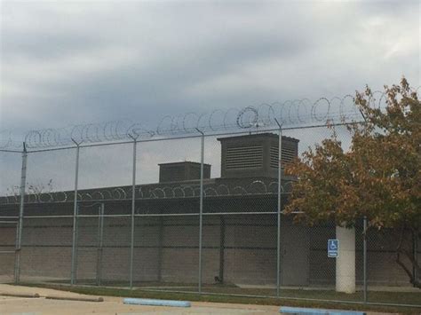 Boone County jail faces overcrowding