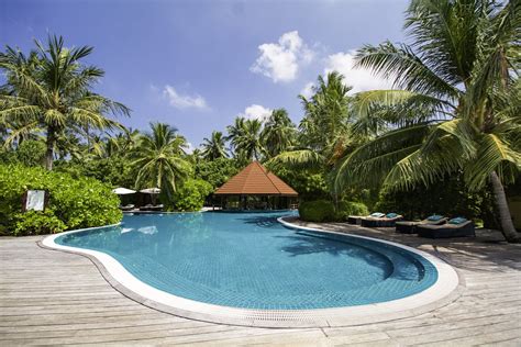 Robinson Maldives Pool: Pictures & Reviews - Tripadvisor