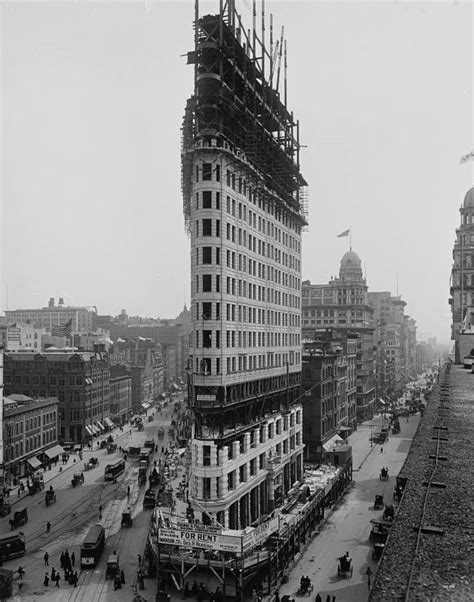 Century-Old Photos of the U.S. Take Us Back to the Industrial Age | Flatiron building, Vintage ...