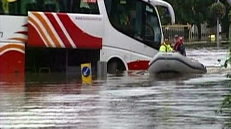 BBC NEWS | Europe | Flash floods havoc in Ireland