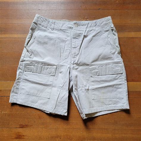 Dockers Men's Cream Shorts | Depop