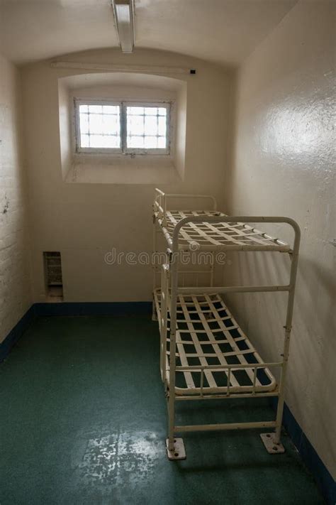 Cell in HMP Shrewsbury Prison the Dana Editorial Image - Image of banged, incarceration: 100481605