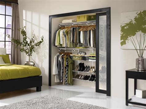 Living Room Closet Door Ideas | www.cintronbeveragegroup.com