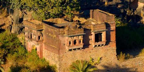 Achalgarh Fort, Mount Abu - Timings, Entry Fees - Holidify