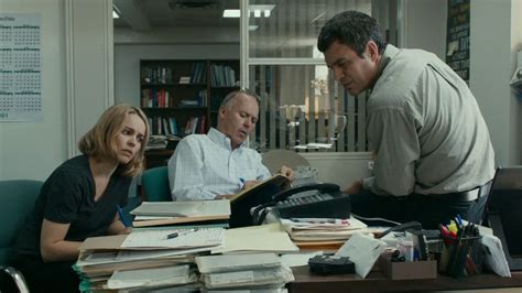 Review: In Spotlight, old-school journalism is its own kind of thrill ride | The Verge